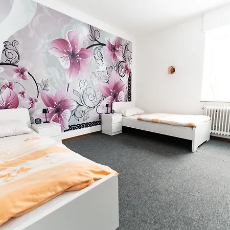 Monteurgut Linde شقة Marren